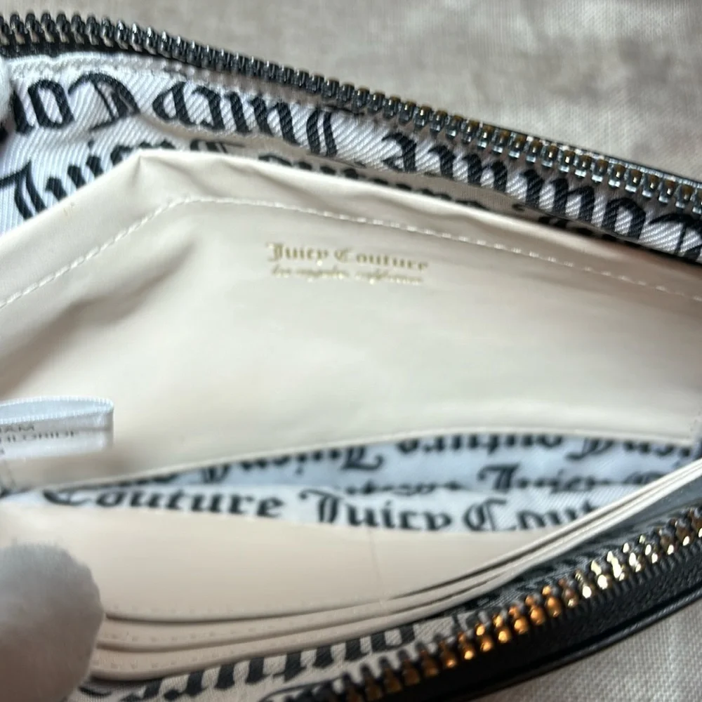 Juicy Couture Black Promenade Wristlet